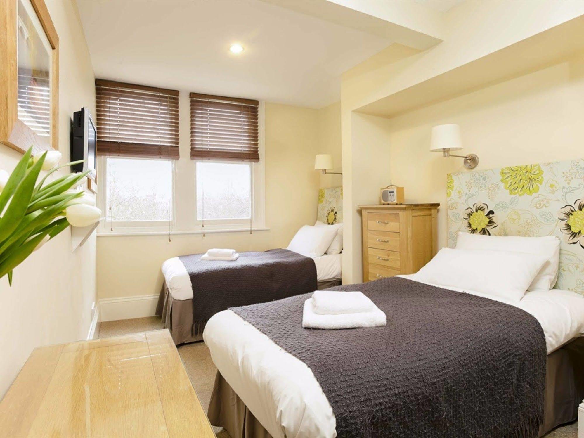 Regency House Hotel Cambridge  Exterior photo